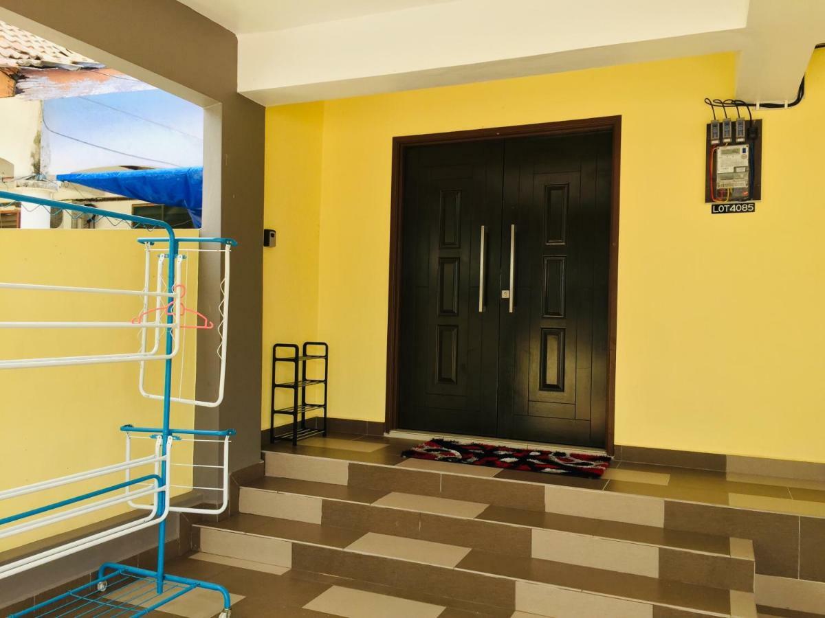 Holiday home Aisya Jerteh Jertih